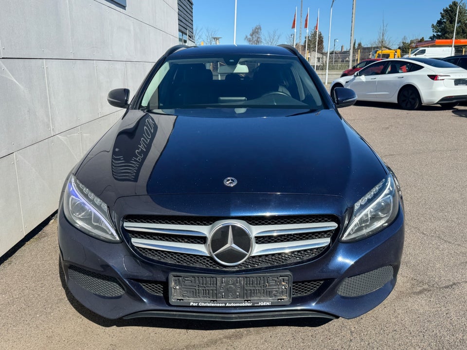 Mercedes C220 d 2,2 Business stc. 5d