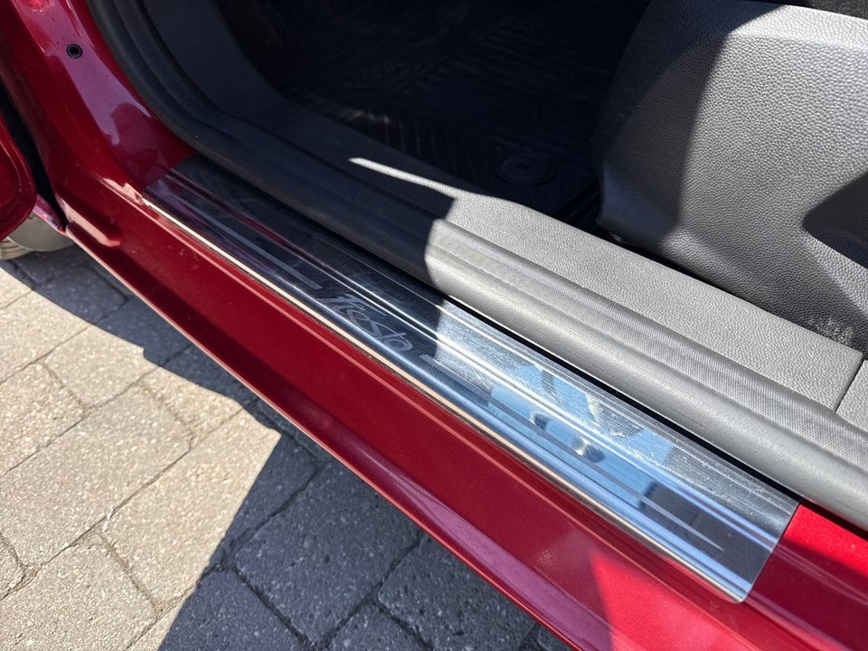 Ford Fiesta 1,0 SCTi 140 Titanium 5d