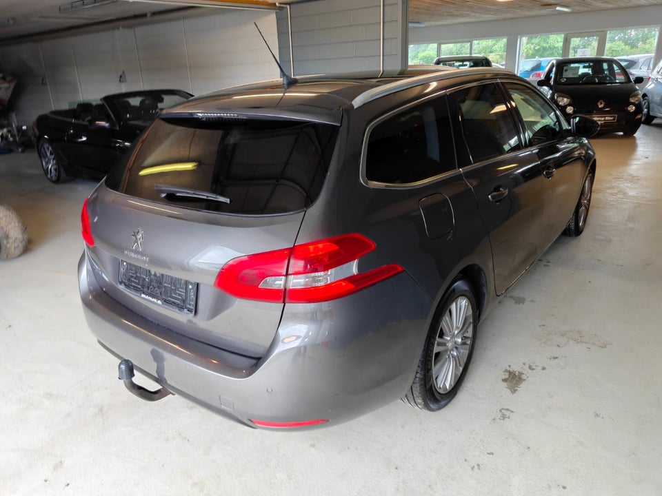 Peugeot 308 1,6 BlueHDi 120 Allure SE SW 5d