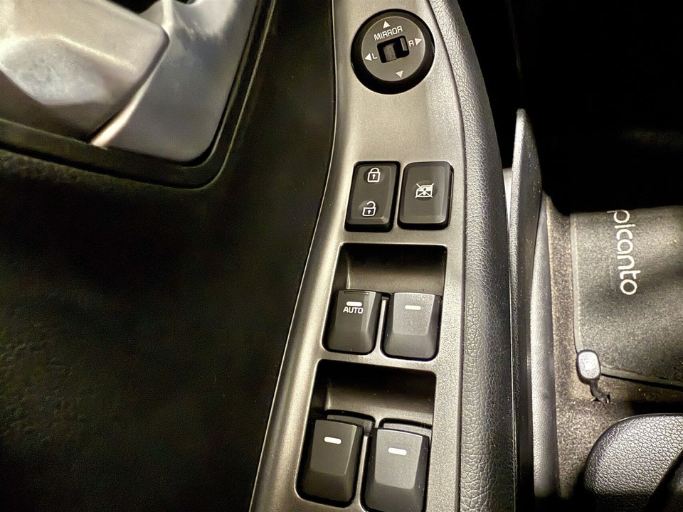 Kia Picanto 1,0 Collection Sport 5d