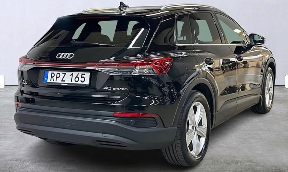 Audi Q4 e-tron 40  5d