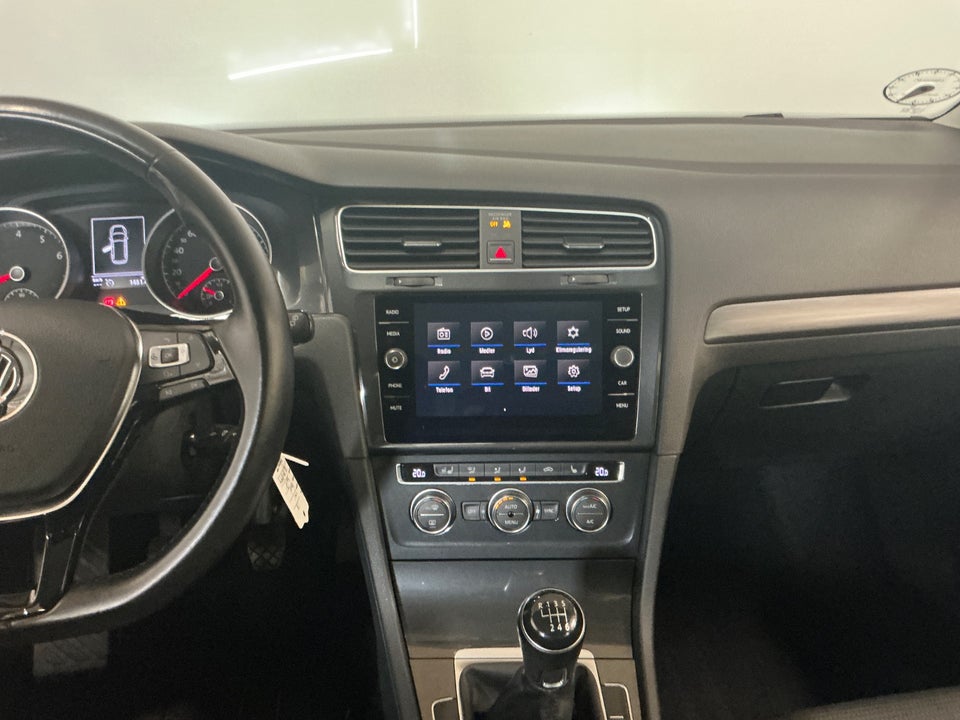 VW Golf VII 1,4 TSi 125 Comfortline Variant 5d