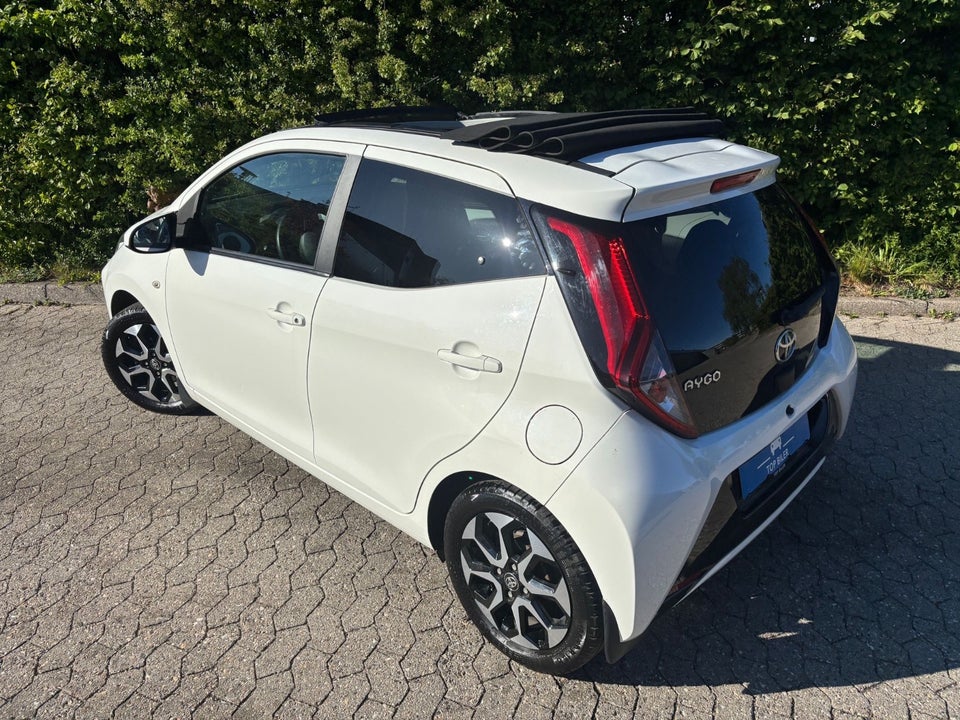 Toyota Aygo 1,0 VVT-i x-sky 5d