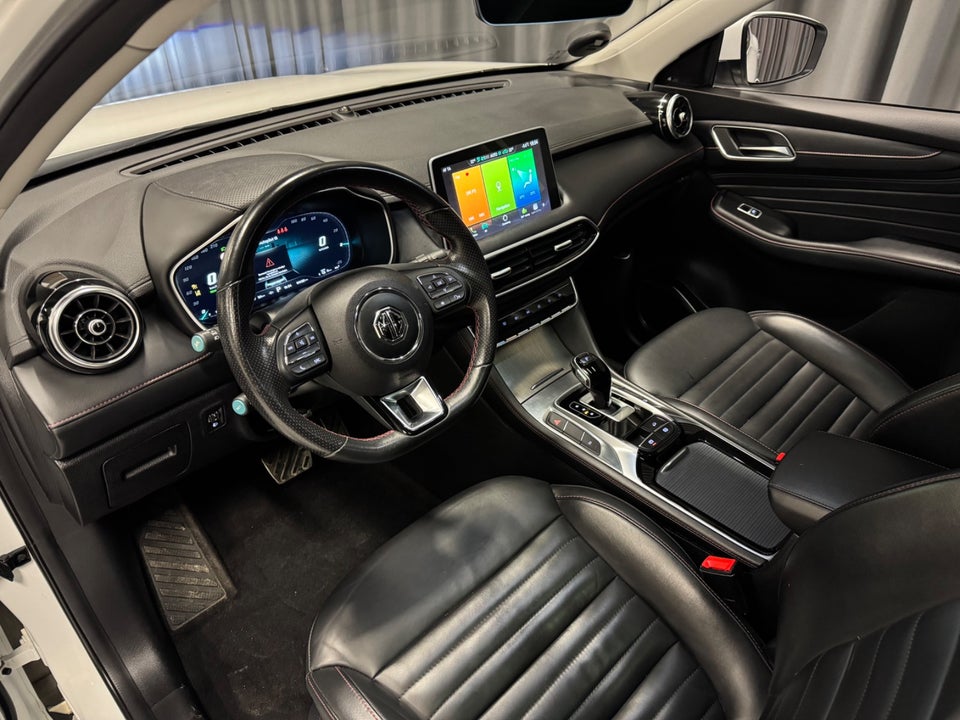 MG EHS 1,5 PHEV Luxury 5d