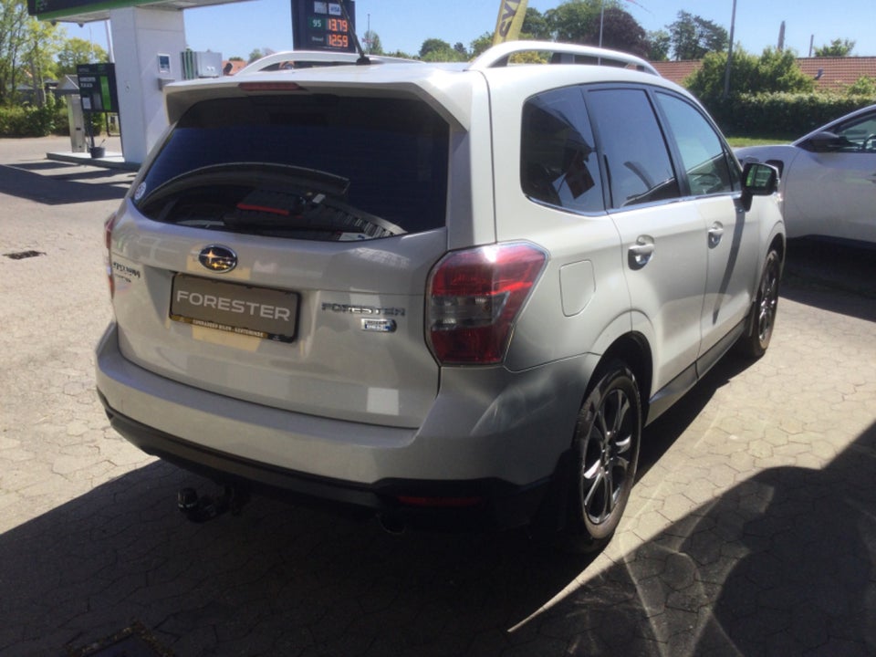 Subaru Forester 2,0 D XE CVT AWD Van 5d