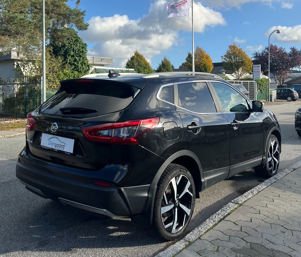 Nissan Qashqai 1,2 Dig-T 115 Tekna+ 5d