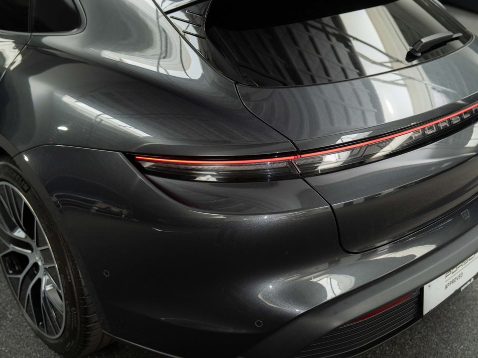Porsche Taycan Performance+ Sport Turismo 5d