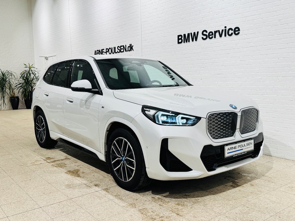 BMW iX1 eDrive20 M-Sport 5d