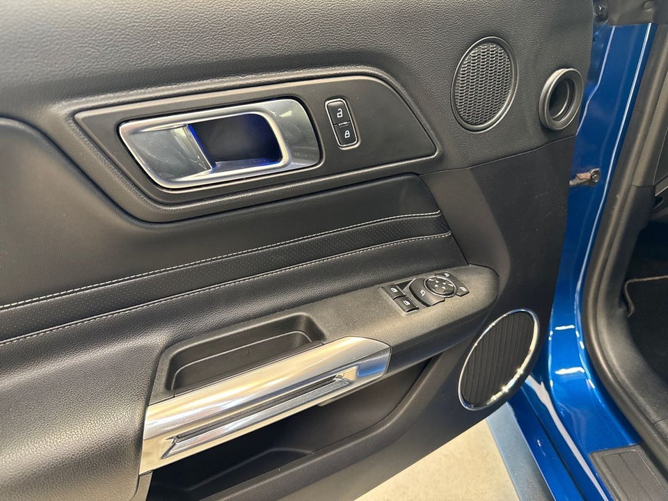 Ford Mustang 5,0 V8 GT Fastback aut. 2d