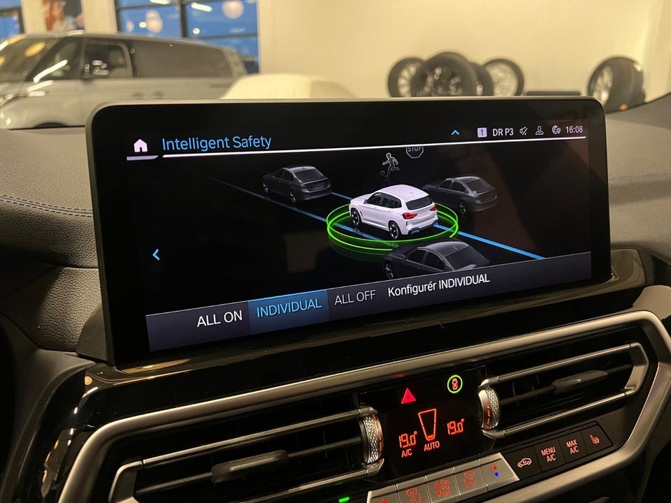 BMW iX3 Charged Plus M-Sport 5d