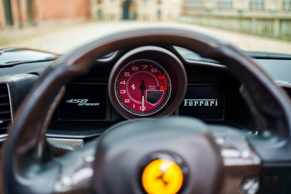 Ferrari 458 4,5 Spider DCT 2d