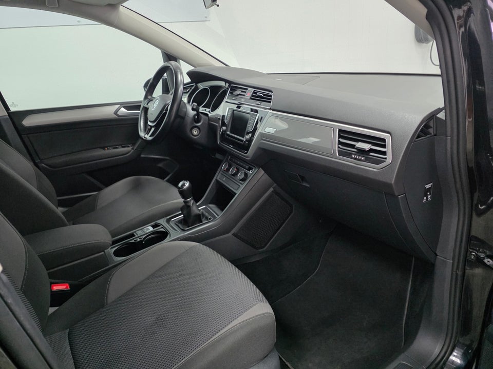 VW Touran 1,2 TSi 110 Trendline 7prs 5d