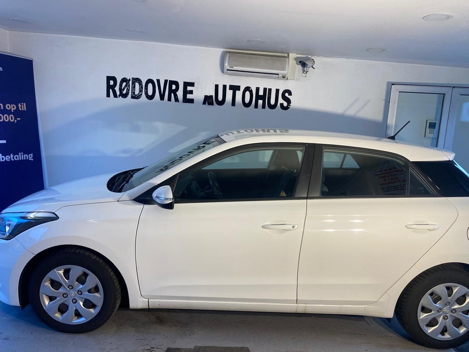 Hyundai i20 1,25 Trend 5d