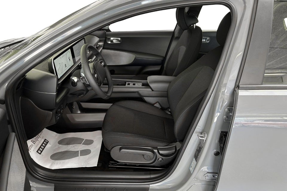 Hyundai Ioniq 6 53 Essential 4d