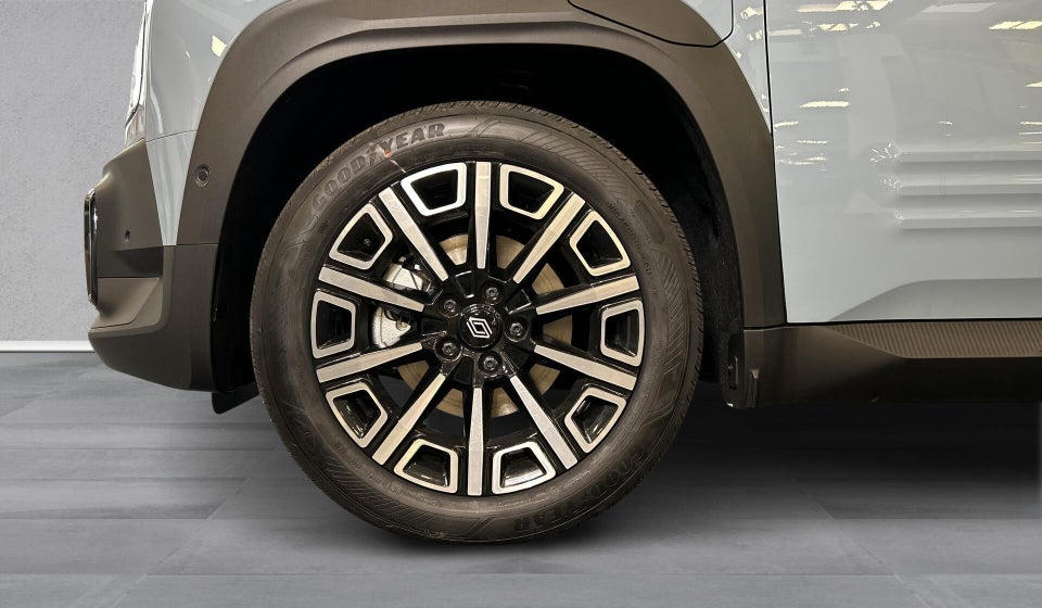 Renault 4 E-Tech 52 Iconic 5d