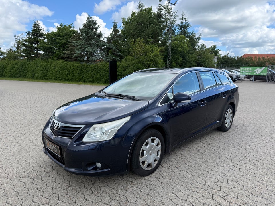 Toyota Avensis 1,6 VVT-i T1 stc. 5d