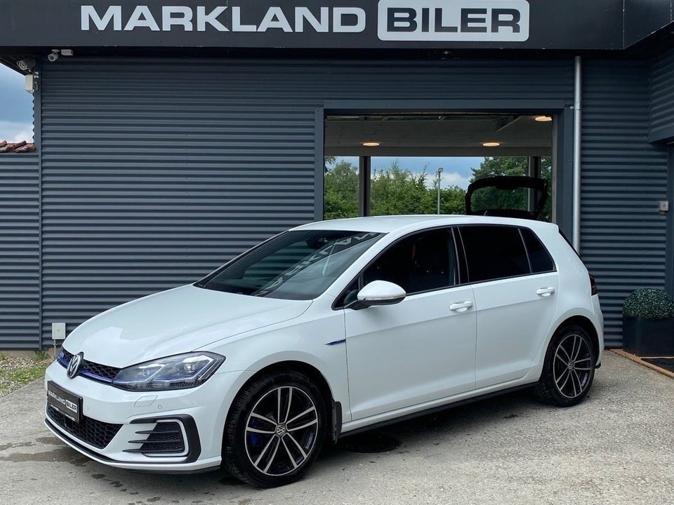 VW Golf VII 1,4 GTE DSG 5d