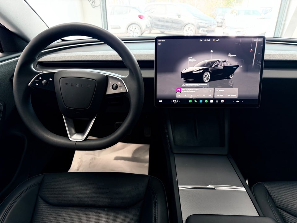 Tesla Model 3 RWD 4d