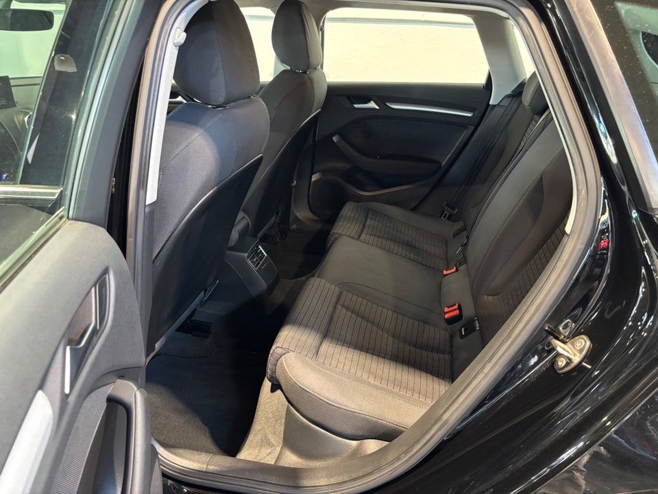 Audi A3 1,4 TFSi 125 Ambition Sportback 5d