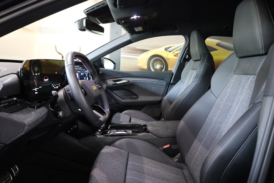 Audi Q6 e-tron Progress performance 5d