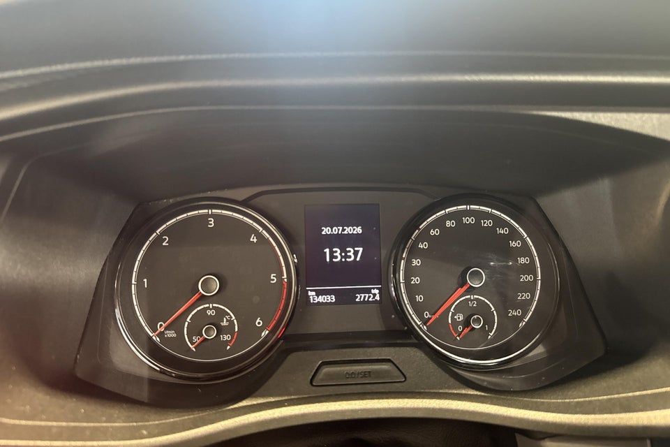 VW Transporter 2,0 TDi 150 Kassevogn DSG lang