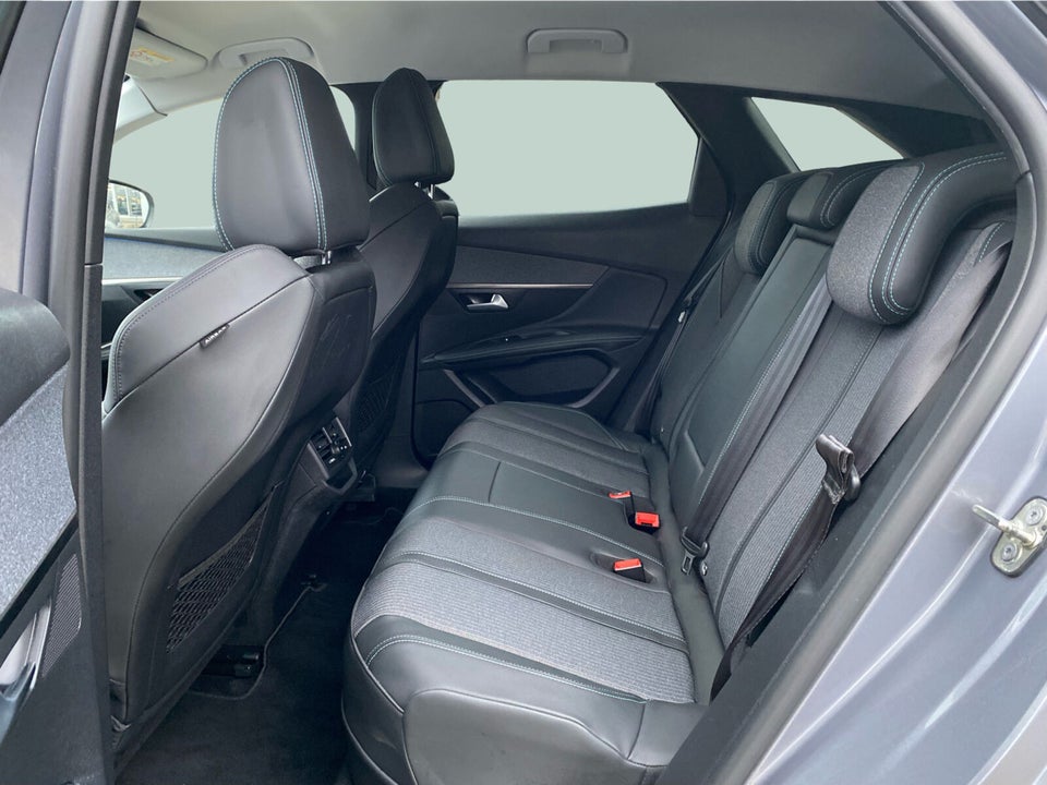 Peugeot 3008 1,6 Hybrid Allure Pack EAT8 5d