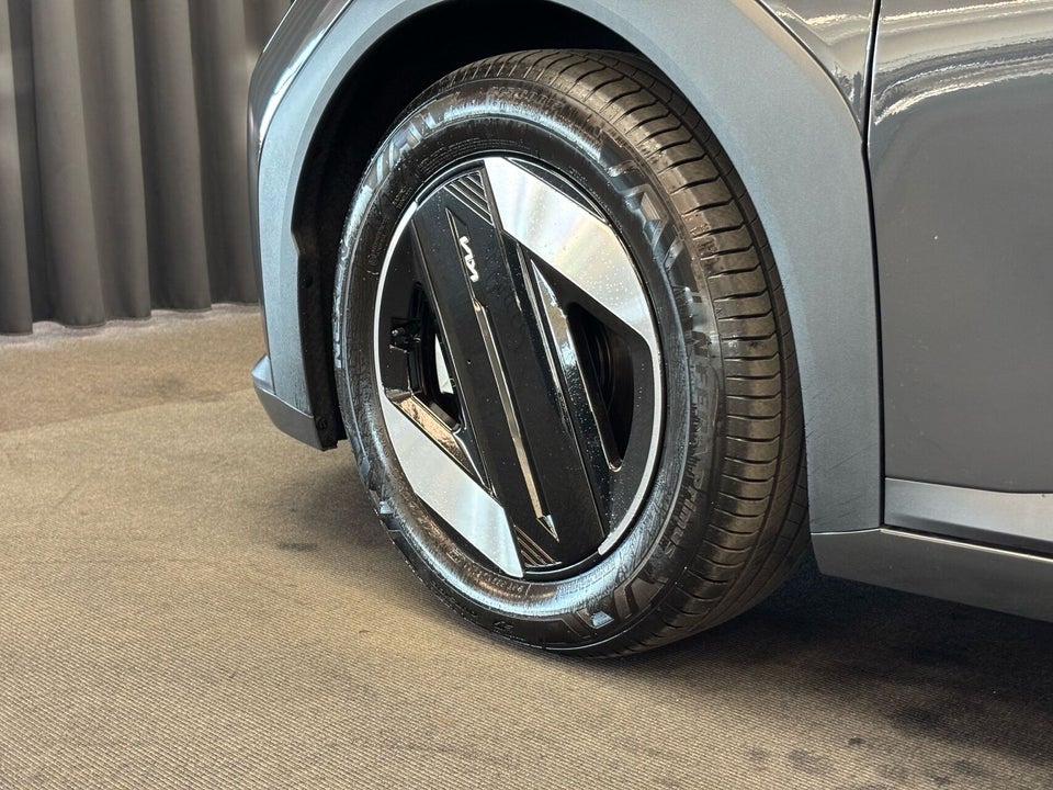 Kia EV4 58 Standard Range Access 5d