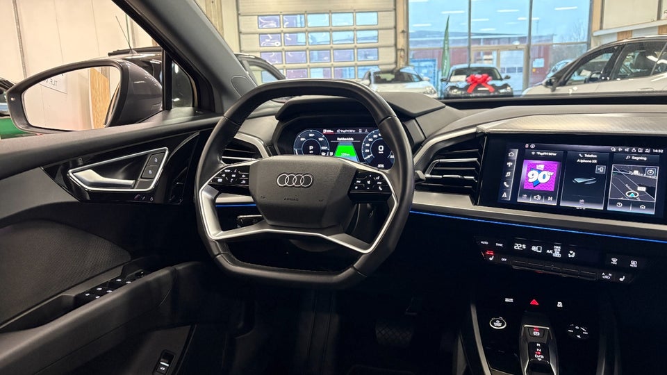 Audi Q4 e-tron 40  5d