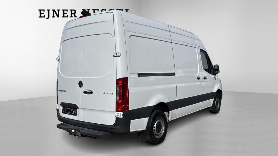 Mercedes Sprinter 317 2,0 CDi A2 Kassevogn aut. RWD