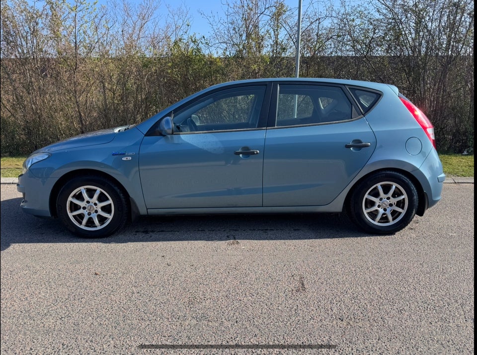 Hyundai i30 1,4 CVVT Comfort 5d