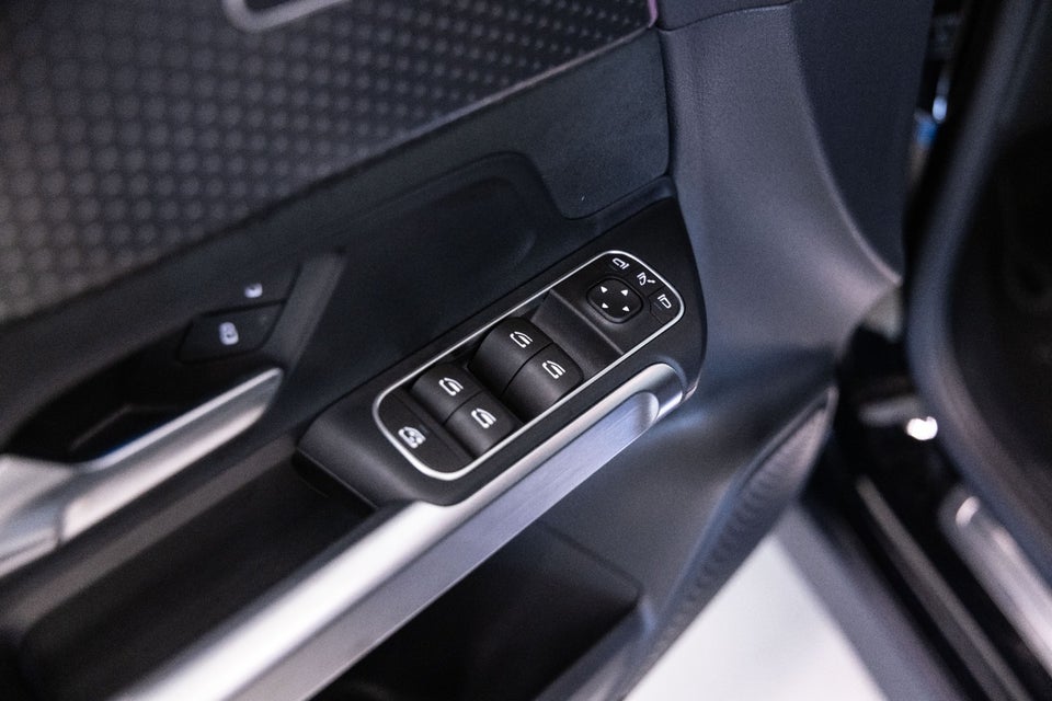 Mercedes EQB250+ AMG Advance 5d