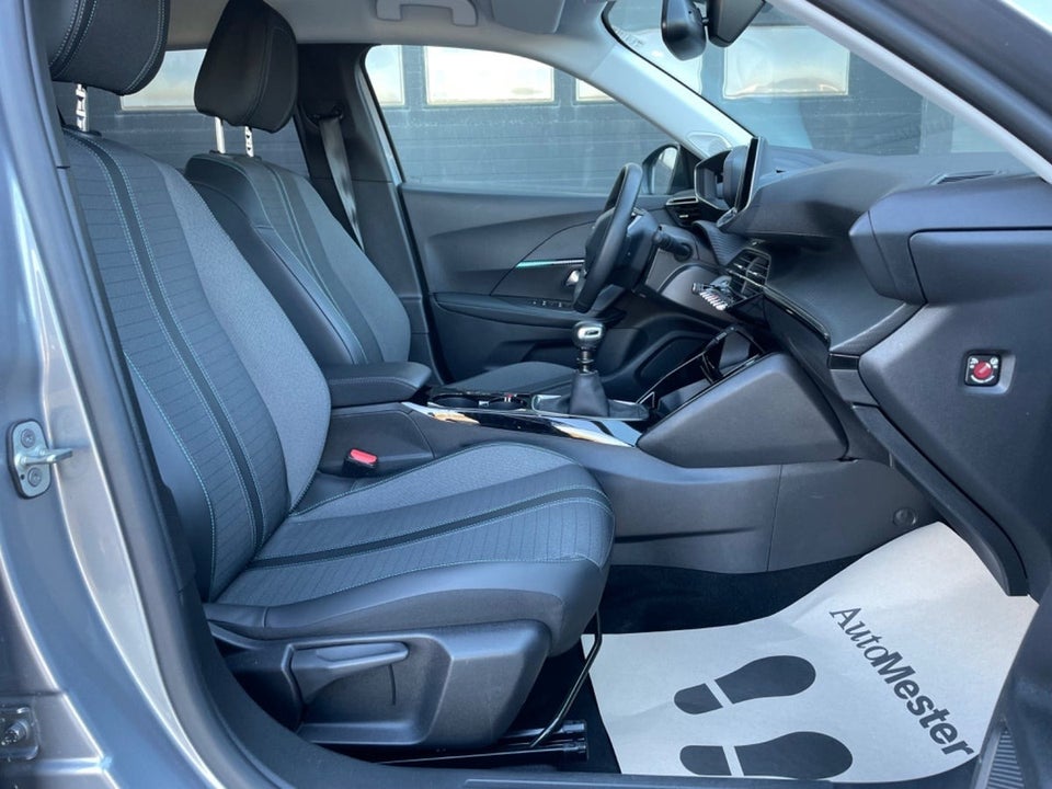 Peugeot 2008 1,2 PureTech 130 Platin Sport 5d