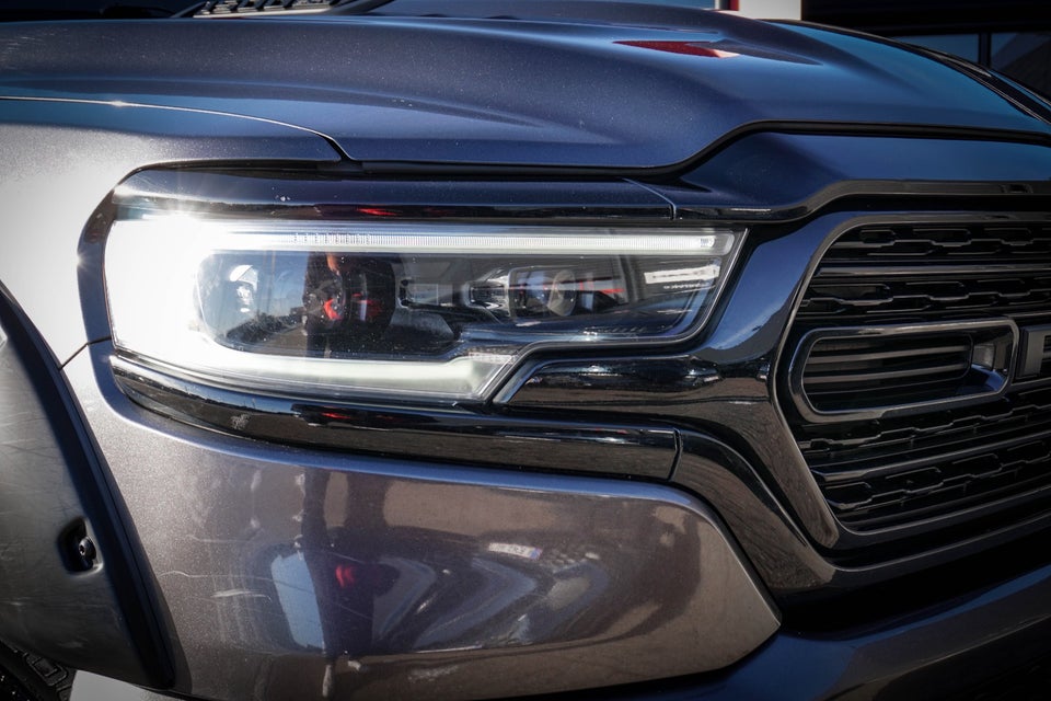 Dodge RAM 1500 5,7 V8 Hemi Limited Night aut. 4d