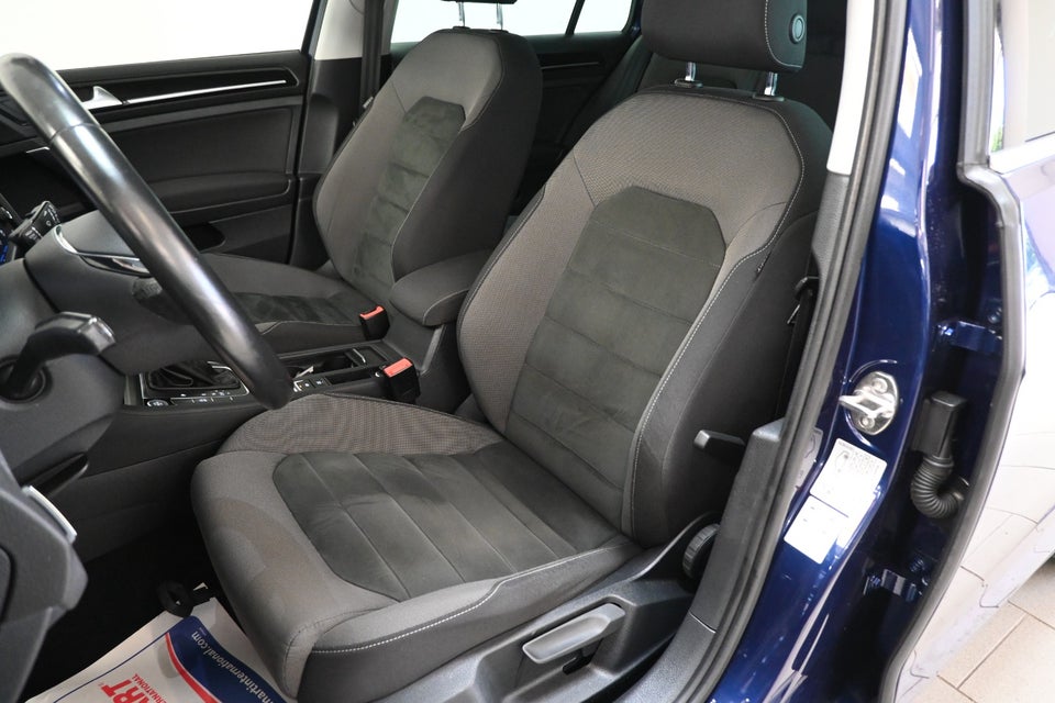 VW Golf VII 1,5 TSi 150 Highline Connect Variant DSG 5d