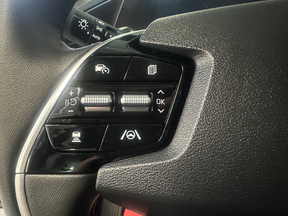 Kia Niro 64 EV Access 5d