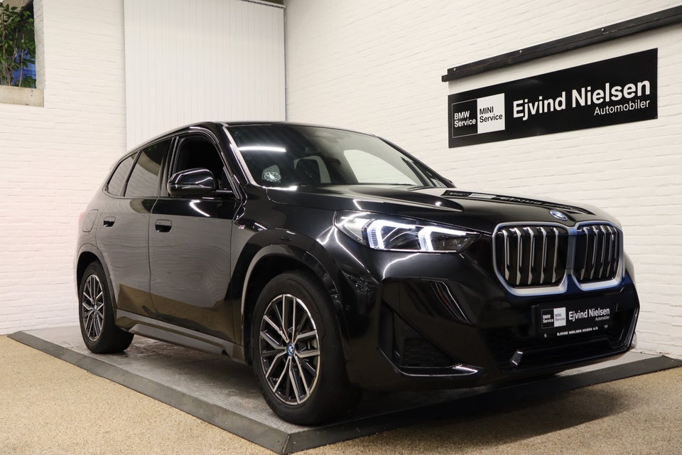 BMW iX1 xDrive30 M-Sport Premium 5d