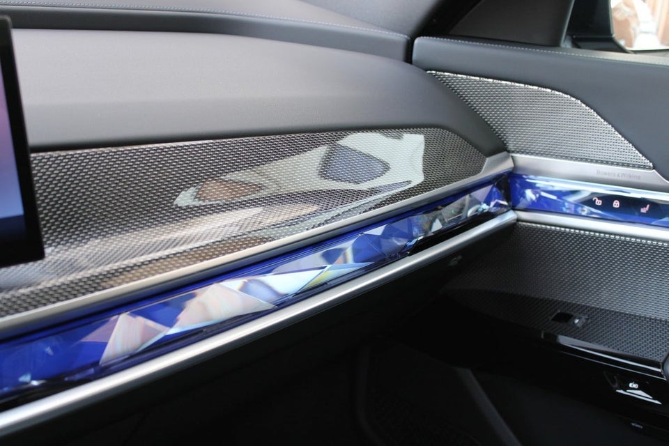 BMW i7 eDrive50 M-Sport 4d