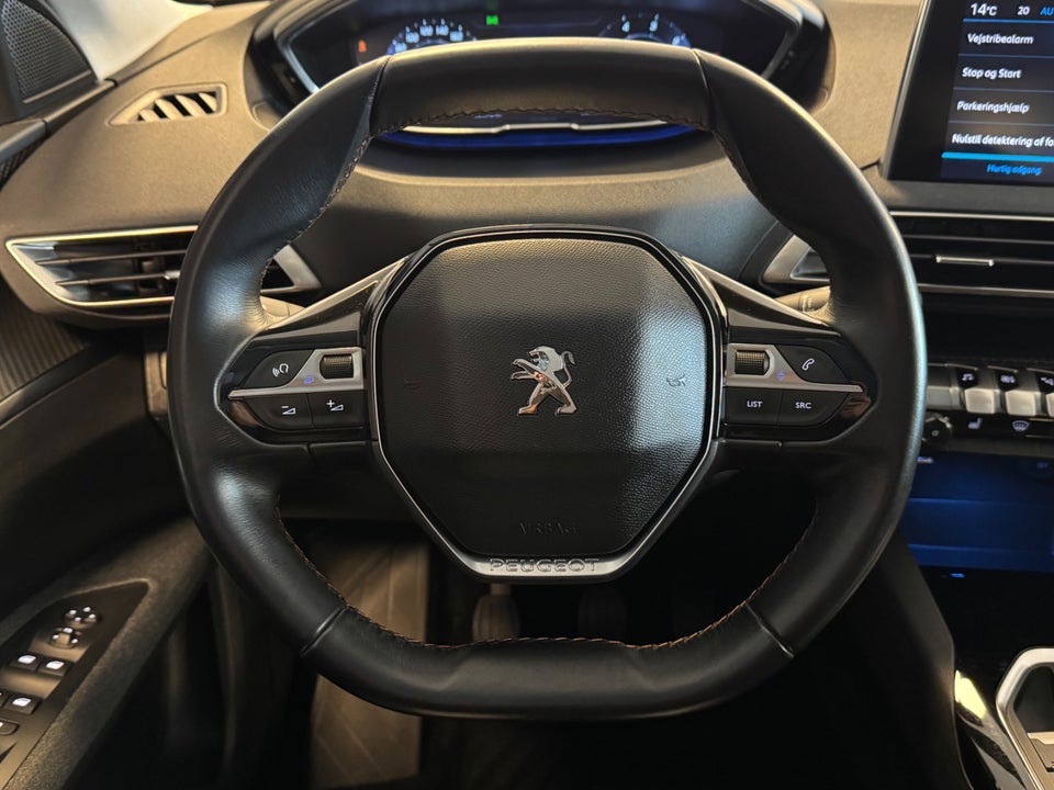 Peugeot 5008 1,6 BlueHDi 120 Allure 7prs 5d