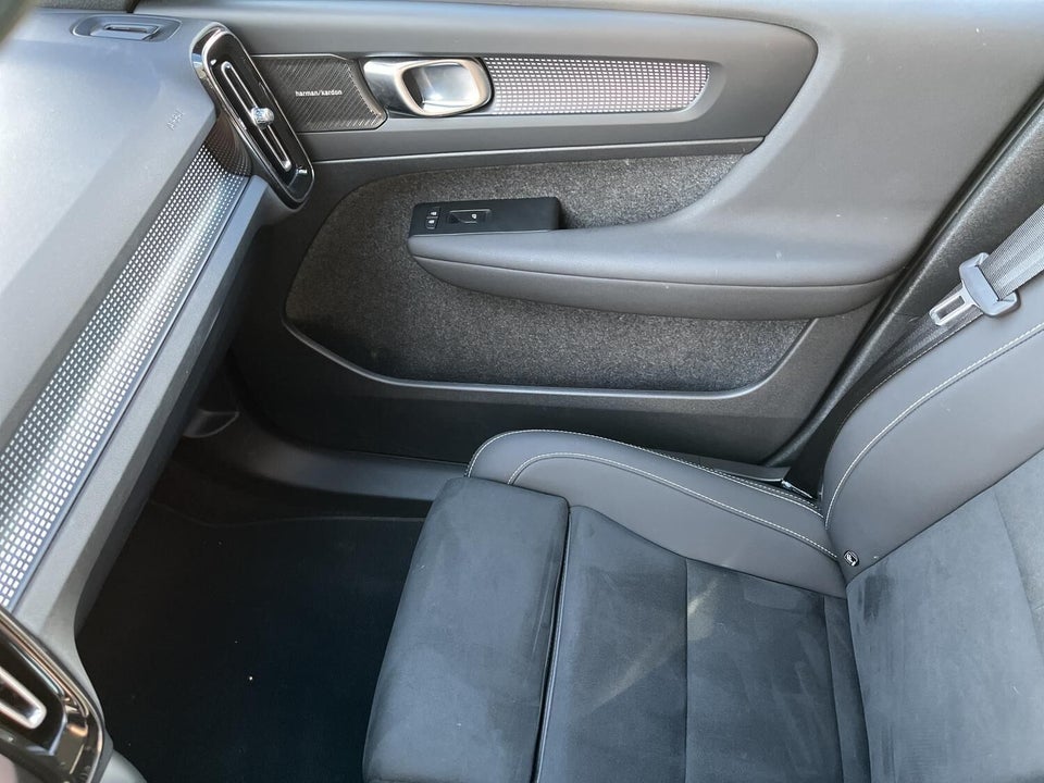 Volvo EX40 Extended Range Ultra Excess 5d