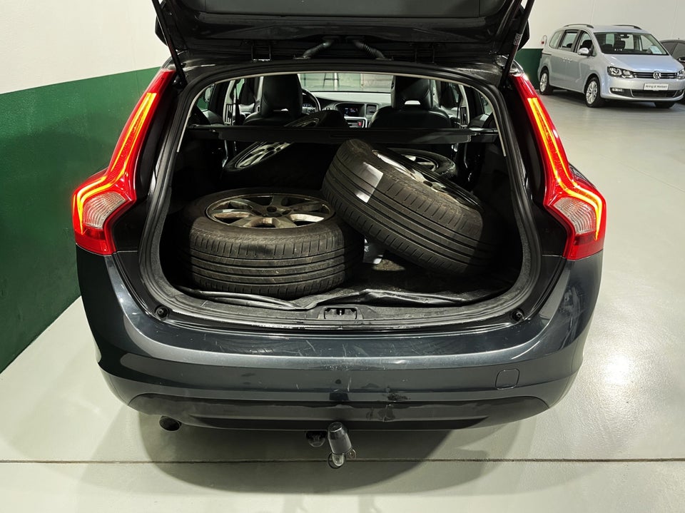 Volvo V60 1,6 DRIVe Kinetic 5d