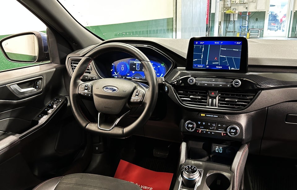 Ford Kuga 2,5 PHEV ST-Line X CVT 5d