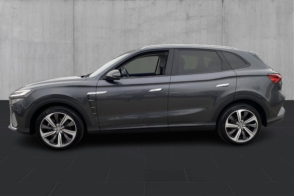 MG Marvel R Luxury 5d