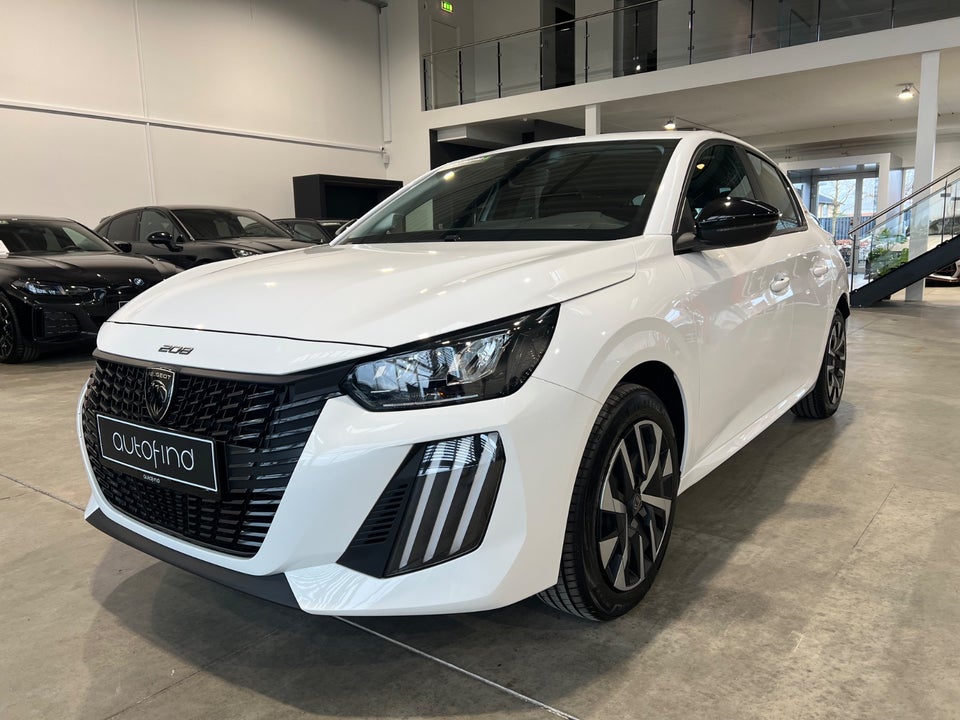 Peugeot e-208 50 Style 5d