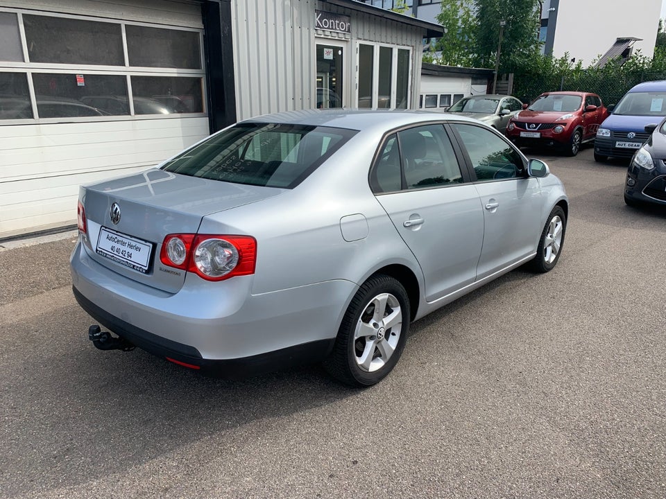 VW Jetta 1,9 TDi 105 Trendline BM 4d