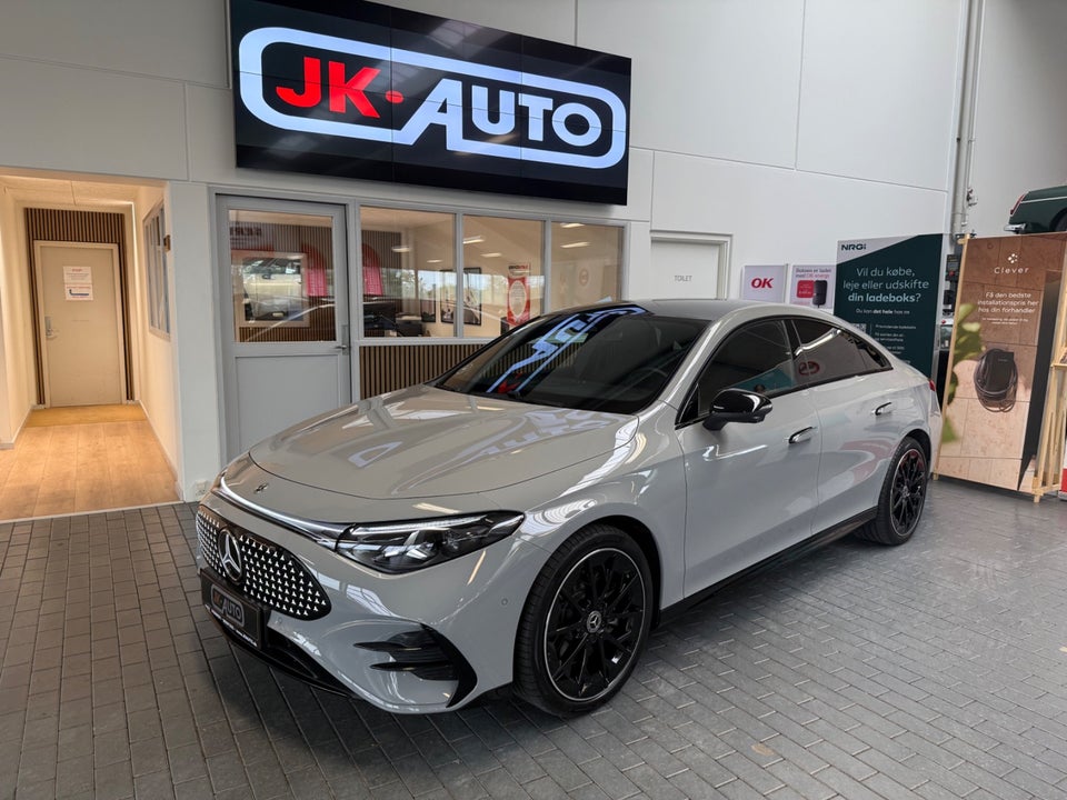 Mercedes CLA250+ electric AMG Line 4d