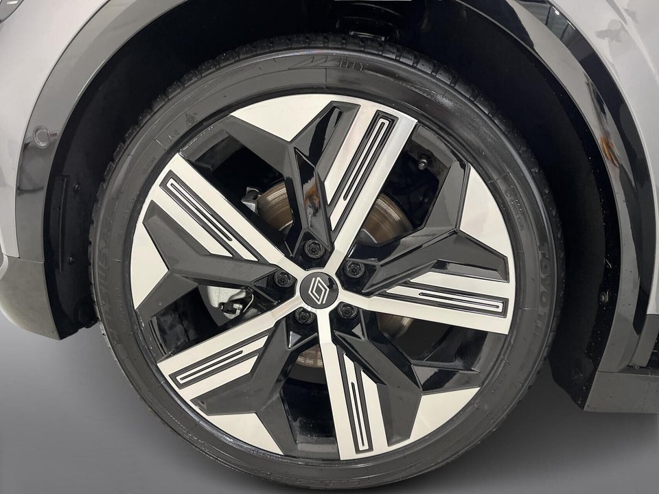 Renault Megane E-Tech 60 Iconic 5d
