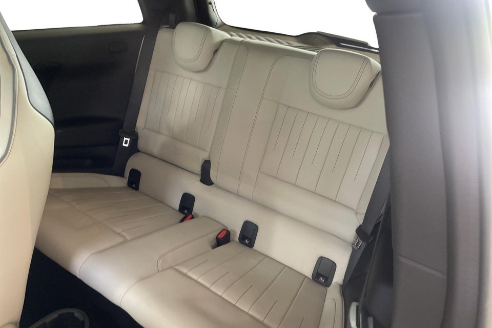 MINI Cooper SE Favoured Trim XL 3d