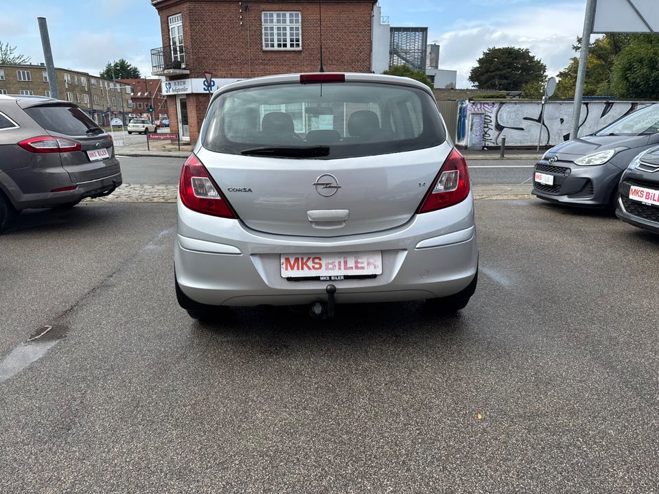 Opel Corsa 1,4 16V Enjoy aut. 5d