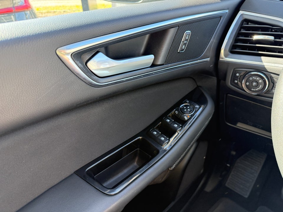 Ford S-MAX 1,5 SCTi 160 Titanium 7prs 5d