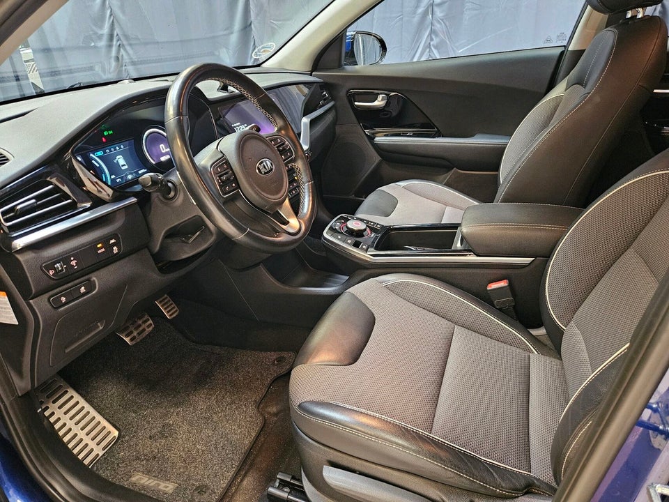 Kia e-Niro 64 Advance 5d
